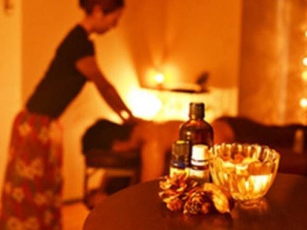 アロマセラピスト（未経験OK・スキルは一切不問）