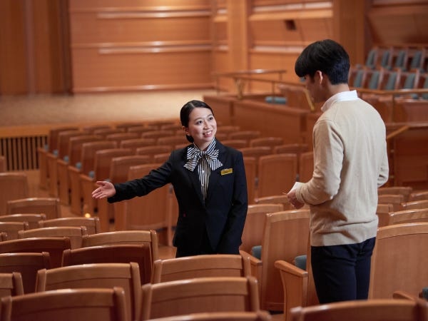 劇場案内スタッフ（レセプショニスト）募集｜未経験者歓迎