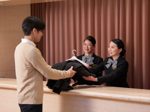 劇場案内スタッフ（レセプショニスト）募集｜未経験者歓迎