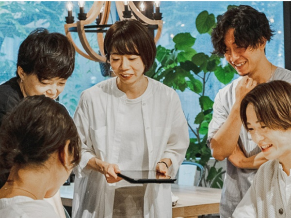 ライフスタイルプロデューサーとして設計、インテリアコーディネーター、施工管理のスペシャリストとチームでプランを作成していきます。