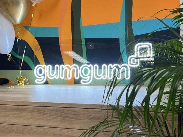 WebデザインとSNS運用でブランドを創る！Webデザイナー募集