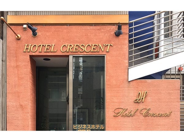 ビジネスホテルクレセントは、2019年5月、皆様から愛されてきた本館に加え、新館”ひのき館”が完成いたしました。