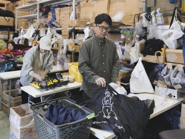 登山道具レンタルの倉庫作業スタッフ・やまどうぐレンタル屋で倉庫内軽