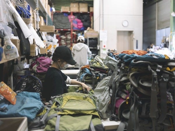 登山道具レンタルの倉庫作業スタッフ・やまどうぐレンタル屋で倉庫内軽