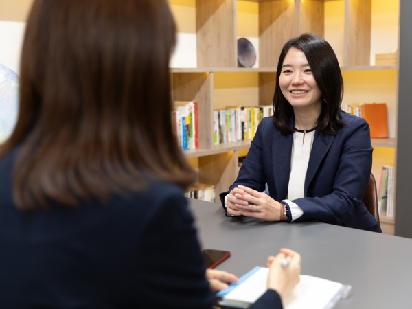 業務に慣れてきたら、お客様対応もお任せいたします。直接感謝の言葉をいただくことがやりがいにもつながります。