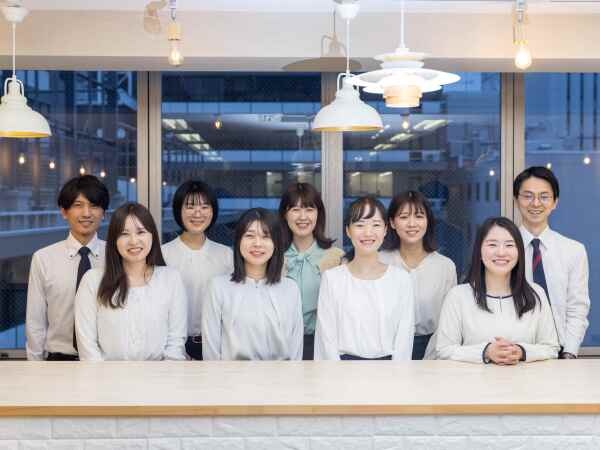 女性が活躍している職場です。就業時間外の社内行事は制限しているので、プライベートも充実させたい人におすすめの職場です♪