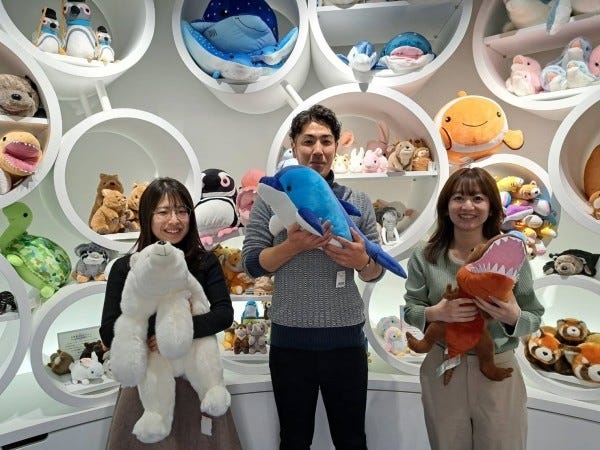 ランドマークタワー内勤務/年間休日122日/残業少5～10時間程度/賞与有/住宅手当3万円