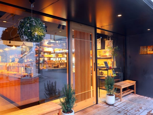 「365日」閑静な住宅街の中にあります。