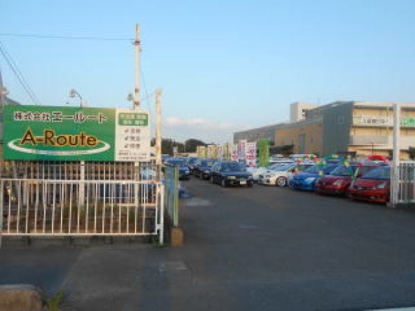 中古車クリーニングスタッフ募集！未経験歓迎、車好き歓迎