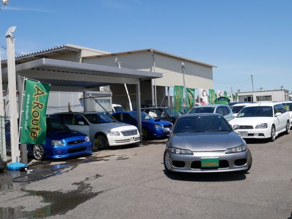 中古車クリーニングスタッフ募集！未経験歓迎、車好き歓迎