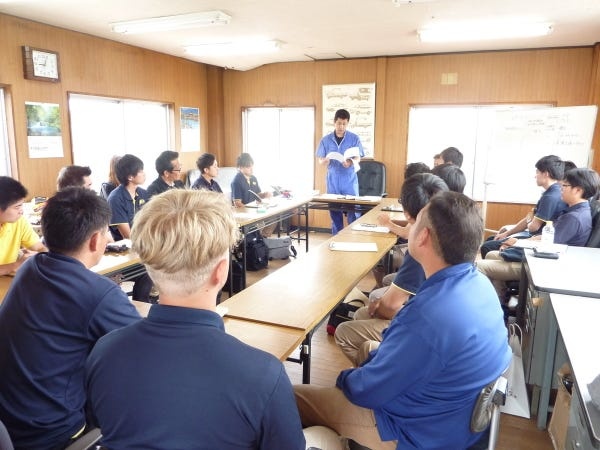 研修制度が整っているので、車に詳しくない方も安心して応募ください！