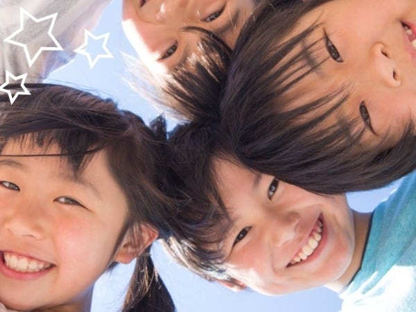 自己肯定感を高めてコミュニケーション力を育てて世界に羽ばたく子どもたちを育てます。