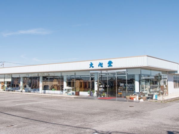 仏壇・仏具販売スタッフ（未経験可）週1日～勤務可