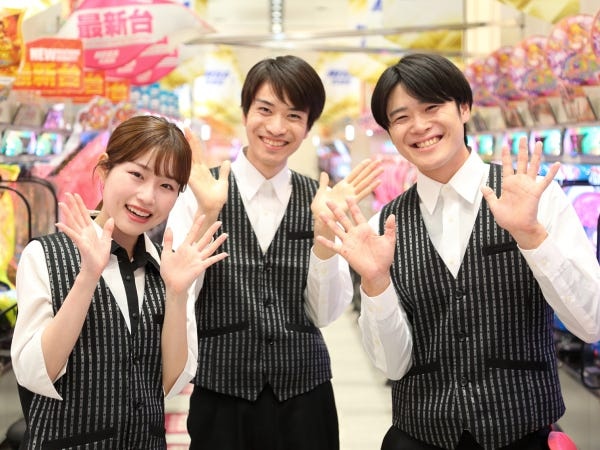 ホール＆カウンタースタッフ募集！未経験者歓迎、社員登用あり