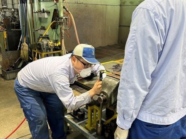 鋳造技術は車の電動化が進んでも必要とされ続ける特殊技術です。上席者のフォローがあり、国家検定への挑戦が可能です◎