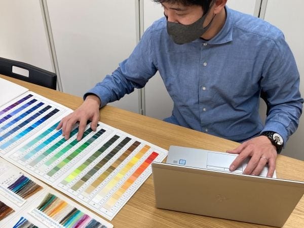 革小物OEM営業職｜アパレルブランド向け｜未経験歓迎｜普通免許