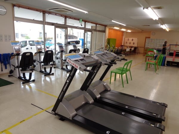 高齢者向け運動指導員（無資格・未経験可）