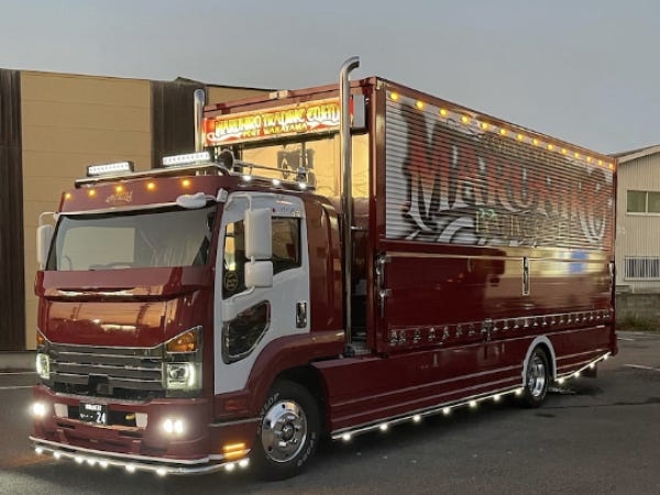 地域の新鮮な食材を届けることで、地元の 方々の生活を支えるやりがいがあります。