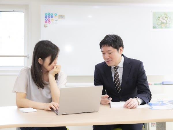 あなたと一緒に働くメンバーです！何でも聞いてください！