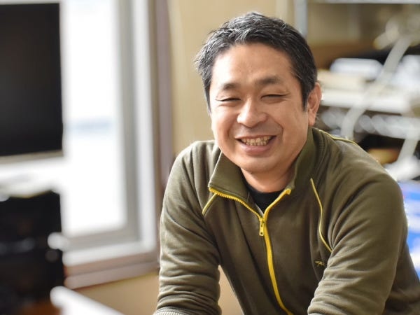 事務所には代表がいることも多いので、事前に紹介させていただきます。こちらがユーモアたっぷりな弊社代表の小林です。