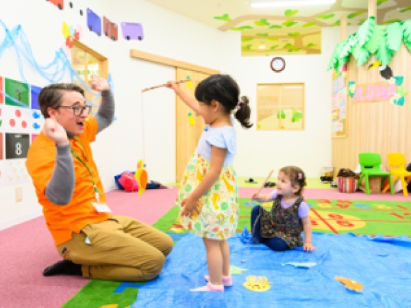 子ども英会話講師｜未経験歓迎｜英語好きを活かす