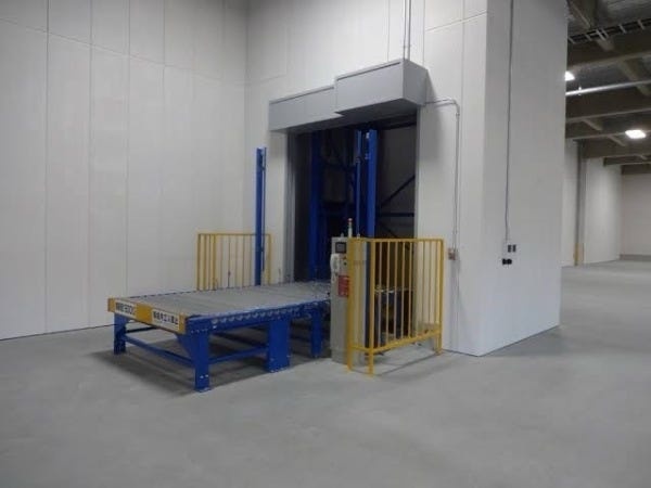 点検作業をするのは、この様な設備になります。