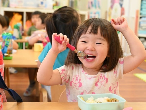 インターナショナル保育園の給食配膳スタッフ（未経験歓迎）