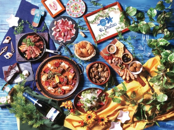 スペイン料理レストランのホールスタッフ｜未経験歓迎｜福利厚生充実