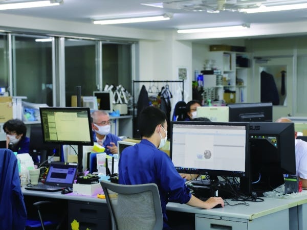 開発オフィス風景