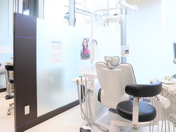 グラントウキョウスワン歯科・矯正歯科の歯科助手（退職金あり）