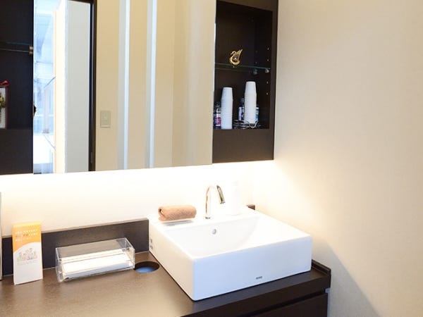 グラントウキョウスワン歯科・矯正歯科の歯科助手（退職金あり）