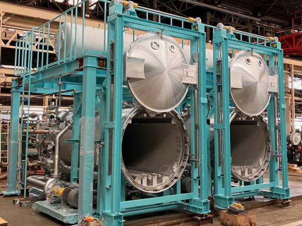 設計をする際は、Auto Cadがメインになります。情報共有のため、毎日出図・工程などの確認しながら、前後の部門と一緒に進めていいきます。