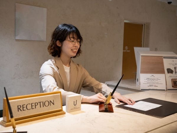 フロントスタッフ・夜勤フロントスタッフ