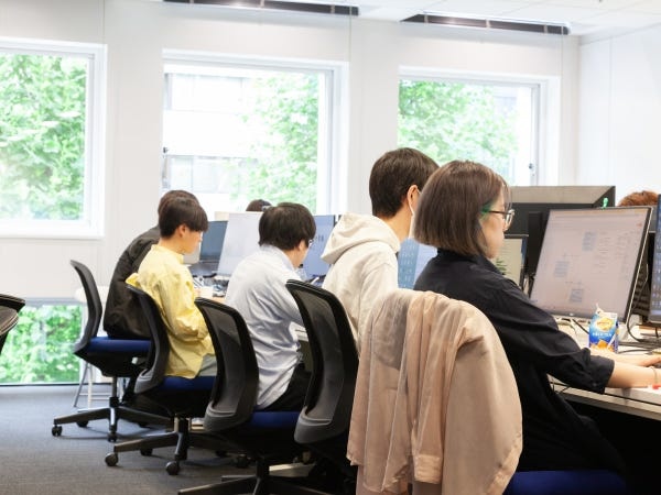 書籍組版DTPディレクター・DTP制作進行ディレクター・デザイン制作における進行管理（経験者歓迎・必須PCスキル）