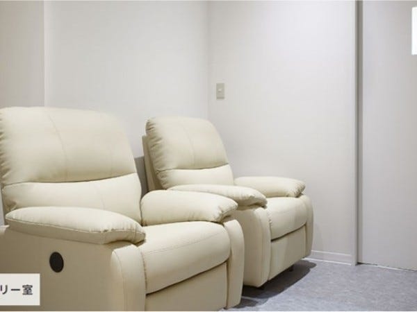 手術の説明を聞いたり、術後の回復の為のスペースです。