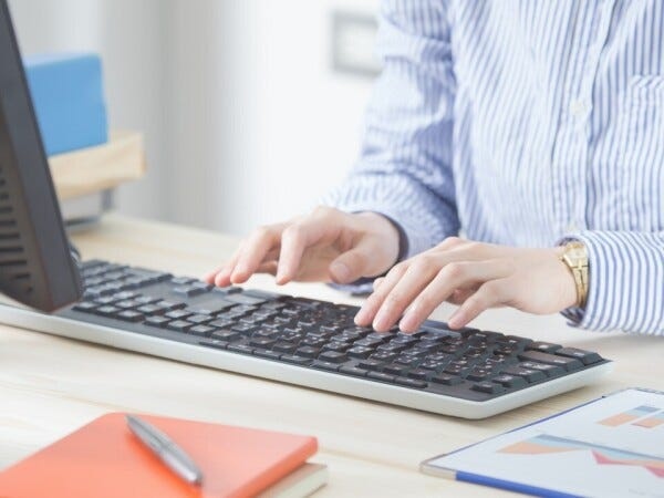 週3日～、1日4時間～OK！家事や育児の合間に無理なく働けます◎未経験の方でも高時給1200円～スタートでしっかり稼げます！