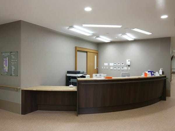 青木中央クリニック受付