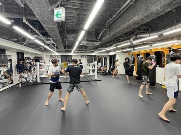 キックボクシングジムインストラクター｜経験者募集