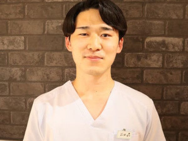 こんにちは！横浜院院長の武田です。まじめが取り柄です！でも実はユーモアな一面も。まごころを大切に日々を過ごしてます。一緒にがんばりましょう！