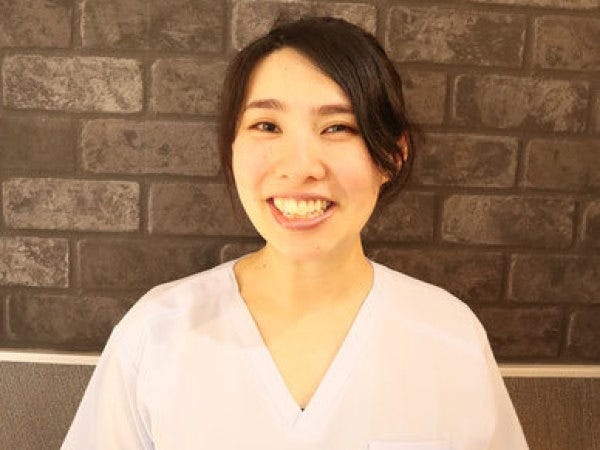 こんにちはー！数年前に都内のサロンから来ました。鍼灸師の早坂です。みなさん良い先生ばかりで日々楽しく仕事してます。育休明け復帰しました！