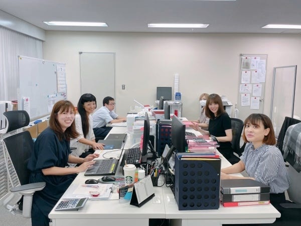 社員もみんな仲がいいので会社の雰囲気も最高です♪