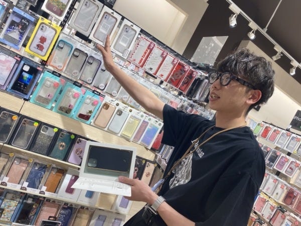 スマホアクセサリー販売スタッフ｜未経験歓迎！お客様との会話を楽しむお仕事