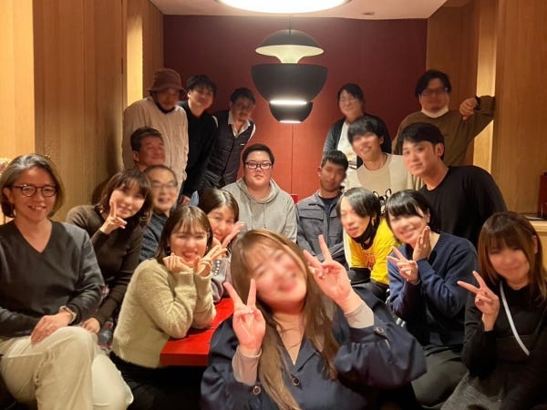 社員同士の仲も非常によく、明るい雰囲気の会社です。毎年、お花見や忘年会などのイベントを計画しています。ぜひ、ご応募お待ちしております！