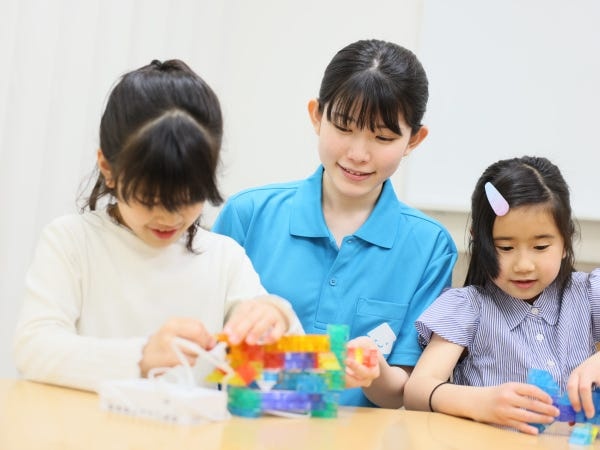 『創造的な探究心を育む』ことをコンセプトに子どもたちの成長を見守る、楽しくてやりがいのあるお仕事です♪