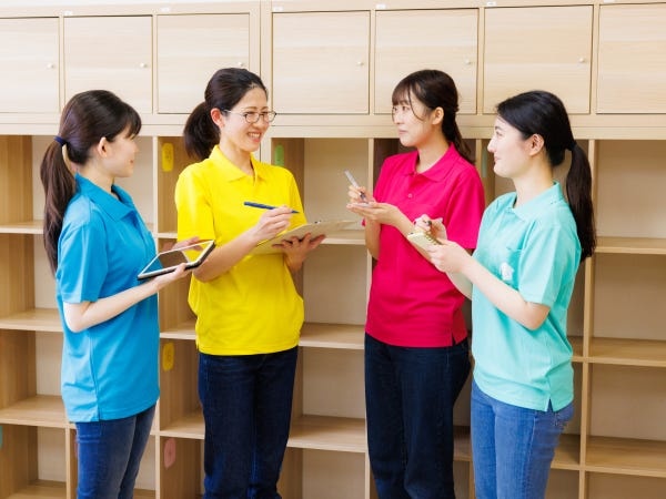 先輩メンバー全員があなたをサポート！分からないことはすぐに聞ける雰囲気です♪