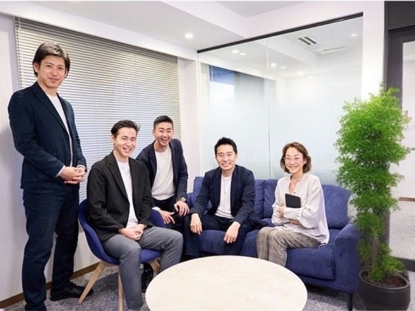 不動産営業職｜未経験歓迎｜月給30万円以上｜不動産再生プロジェクト