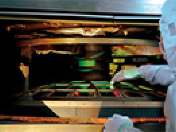 設計成膜技術・設計・成膜エンジニア（キャリア採用）