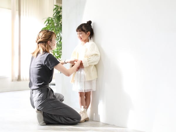 こども写真館のヘアメイク・撮影アシスタント｜美容師資格またはヘアメイク経験者歓迎