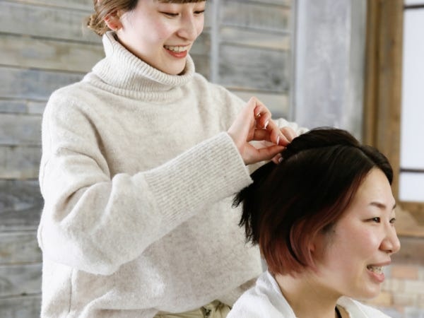 こども写真館のヘアメイク・撮影アシスタント｜美容師資格またはヘアメイク経験者歓迎