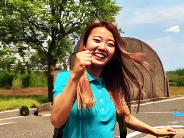 営業経験なしで入社の仲間たちがほとんど！『話すことが得意』わたしの場合はこれだけ！仲間やお客様との空間で、すごく活かされているのを感じます。